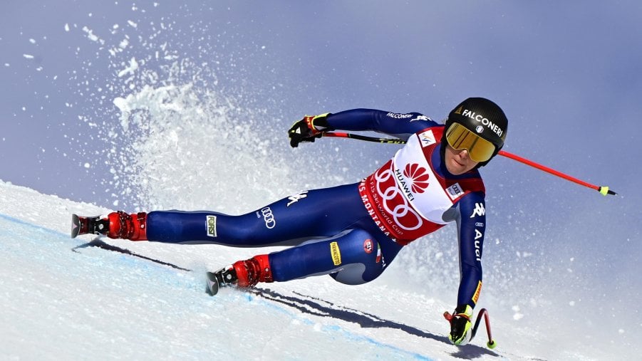 Sci, Sofia Goggia più forte del vento: sua la discesa libera di Crans Montana