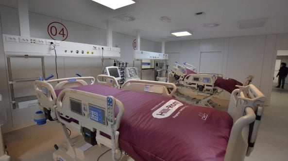 Ospedale in Fiera a Bari, mancano i bagni per pazienti: per riparare all'errore nuovi costi e tempi più lunghi