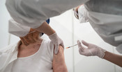 Non si trovano gli infermieri per la campagna vaccinale 