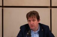 Covid, la Corte costituzionale boccia la Valle d'Aosta: sospesa la legge che riapriva bar e ristoranti, è la prima volta