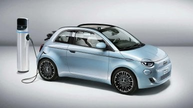 Car of the year 2021, tra le 7 finaliste anche la Fiat 500 elettrica