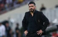 Napoli rialza la testa, Spezia liquidato col brivido finale
