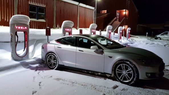 L'auto elettrica soffre il freddo: ora un App ci avvisa quanta autonomia resta