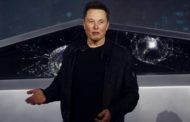Guerra spaziale Musk-Bezos. 