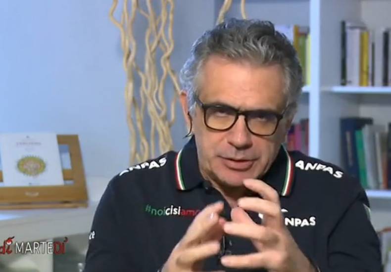 Il virologo Pregliasco avverte: 