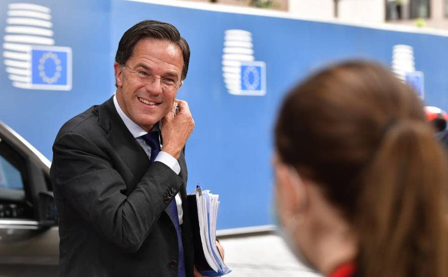 Olanda, il governo Rutte si dimette per lo scandalo sussidi