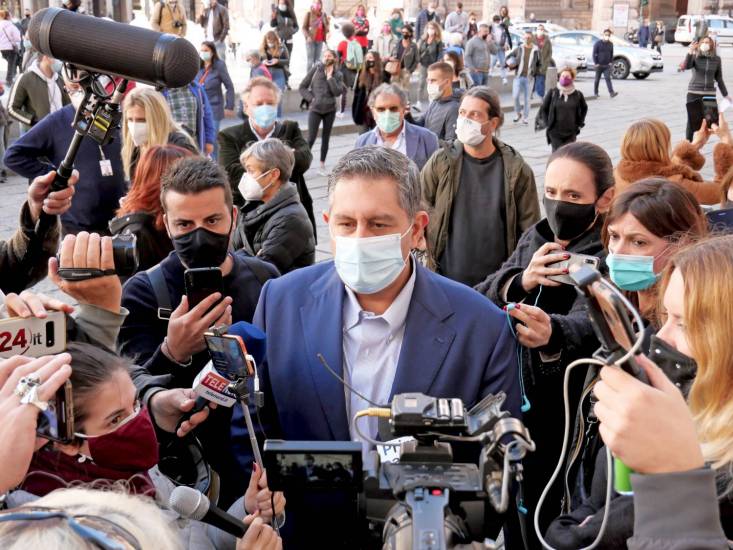 Il 2021 di Toti tra minacce e gli elogi della sinistra: