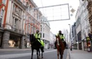Coronavirus: Londra distanzia le dosi del vaccino, i dubbi degli esperti