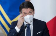 Conte cerca di mettere una pezza: 