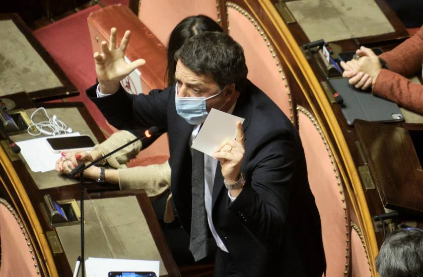 Renzi bombarda ancora Conte 