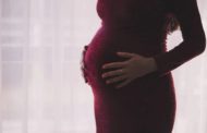 Covid, si può fare vaccino se si è in gravidanza? Ecco le risposte dell'Iss