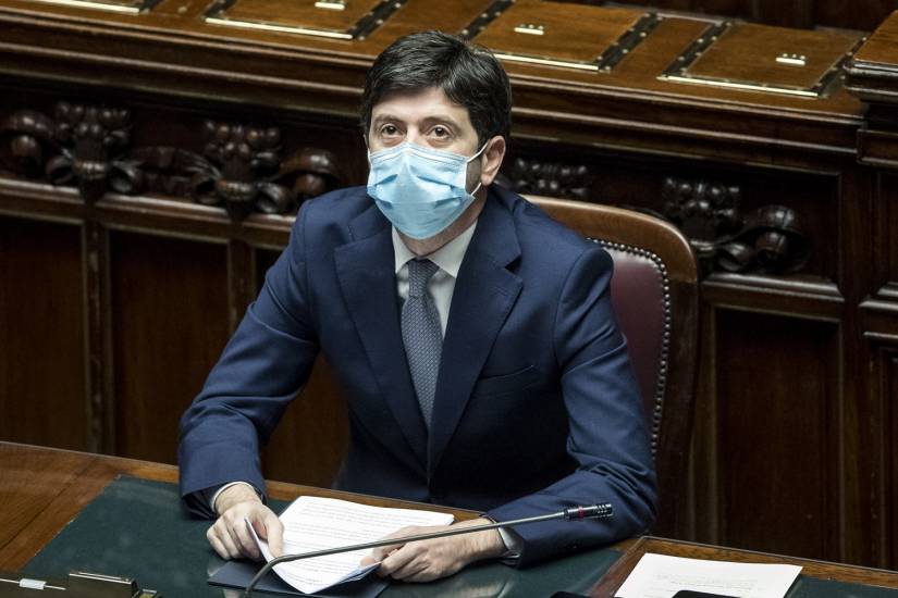 Affondo di Speranza su no vax 