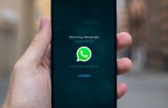 WhatsApp cede: posticipate le nuove regole