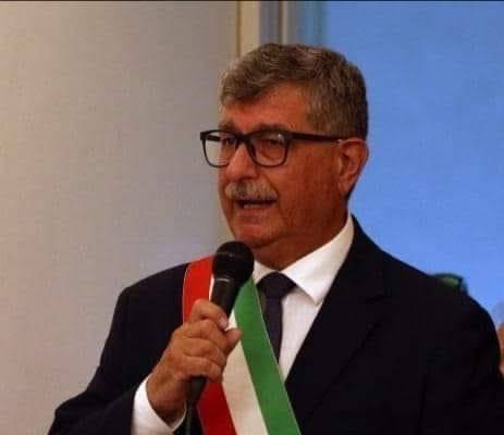 Contrae il coronavirus da un paziente: ​muore sindaco-medico