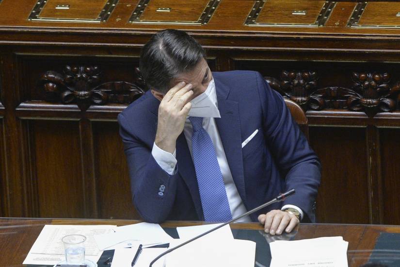 Conte invoca i costruttori, il coro dal centrodestra: 