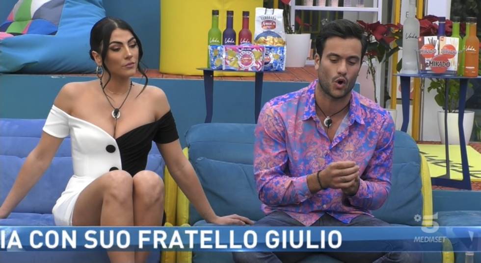 Gf Vip, dramma familiare tra Pierpaolo Pretelli e suo fratello per Giulia: 