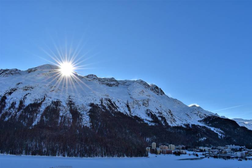 La variante africana blocca St.Moritz. Due hotel in quarantena per focolaio