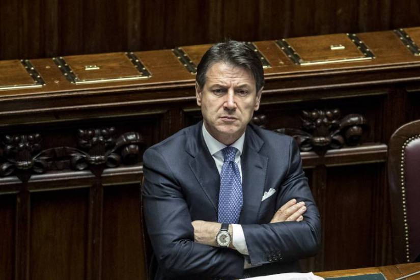 Conte fatto a pezzi dai numeri Ecco il sondaggio che lo fa fuori