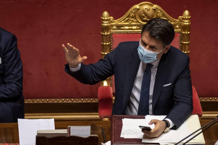 Conte studia il rimpasto: arriva il 