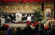 La mossa del Papa sui vaccini: cosa cambia ora nella Chiesa