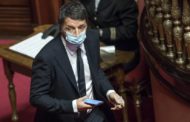Renzi prepara gli agguati in Parlamento: le mosse per far crollare Conte