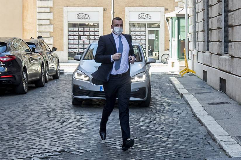 Forza Italia smaschera Casalino: 