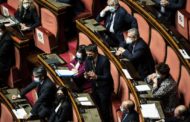 Renzi pretende tre ministeri. I nomi per un nuovo esecutivo