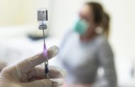 Moderna, l'arma per le varianti: l'ipotesi della terza dose di vaccino