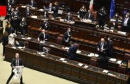 Dai 5 Stelle al Pd: la paura del voto scatena il tutti contro tutti