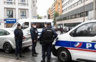 Francia, balli a ritmo di Macarena e zero regole anti Covid: delirio in commissariato