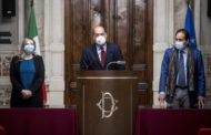 Grillini e Pd blindano Conte. Ma Renzi: 