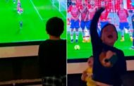 La gioia del figlio di Messi, incollato alla tv per la punizione del padre