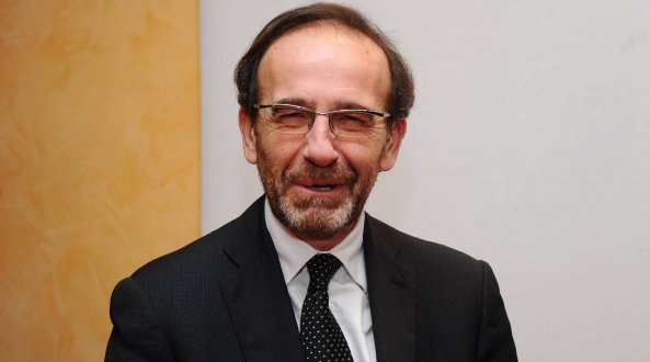 Crisi di governo, i socialisti tendono la mano a Conte: 