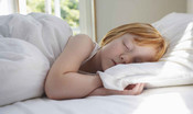 La Luna influenza la quantità e la qualità del sonno. Uno studio