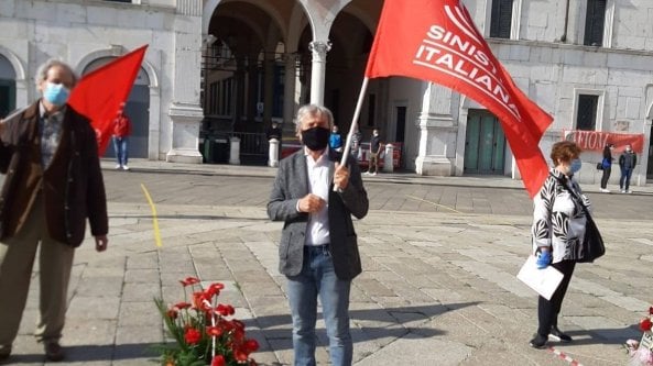 Brescia, blitz fascista con svastiche e insulti durante una riunione in rete di Sinistra italiana