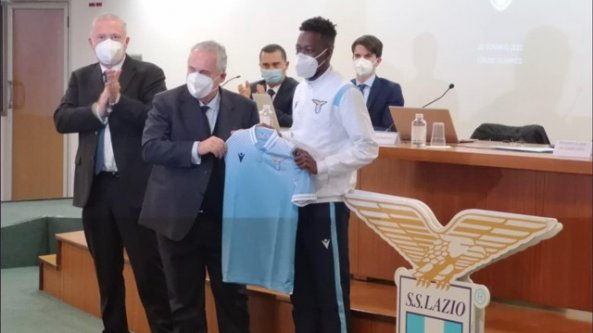 Coulibaly, il giovane acquisto della Lazio che non aveva mai giocato a calcio. O forse sì