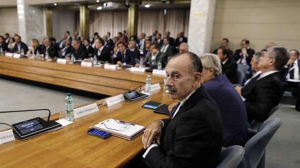Servizi segreti, Conte nomina tre nuovi vicedirettori