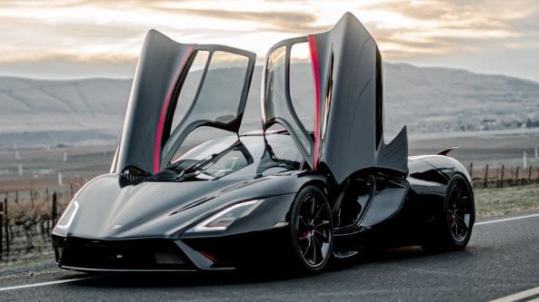 L'auto più veloce del mondo va a 455 km/h