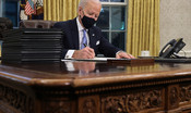 Biden revoca il bando dei transgender dalle Forze armate