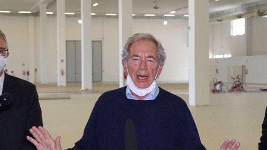 Bertolaso rispunta in Lombardia: Moratti gli chiede di collaborare sul piano per il vaccino anti-Covid
