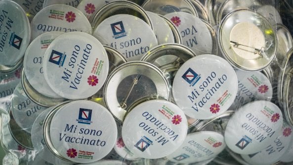 Piano vaccini anti-Covid, le aziende sanitarie di Parma cercano personale