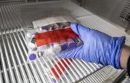 Vaccini, servono due operatori per raccogliere il consenso informato. La protesta: 