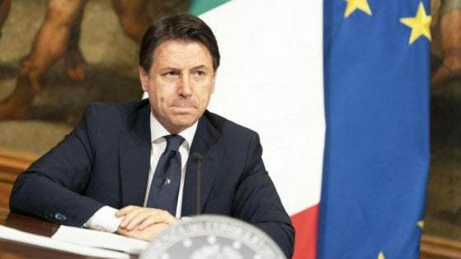 Governo, convocato ale 22 il Consiglio dei ministri. Sul tavolo l'ipotesi della cessione della delega ai Servizi