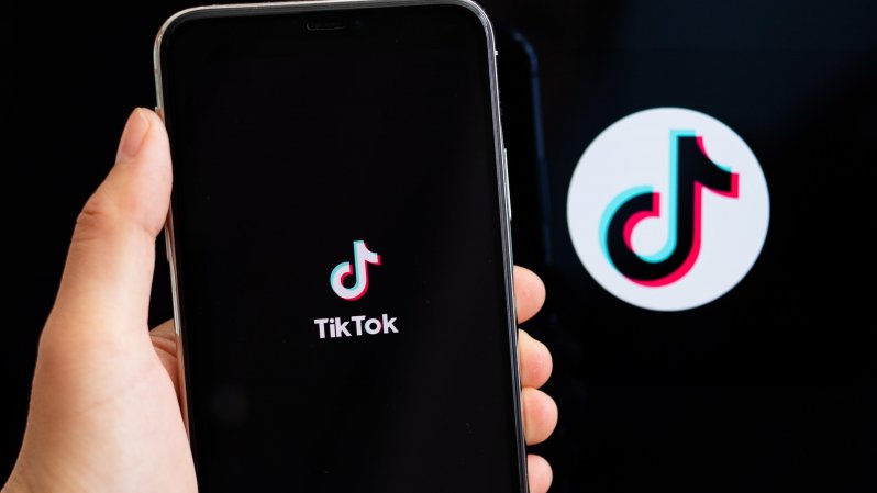Il garante privacy blocca TikTok: 
