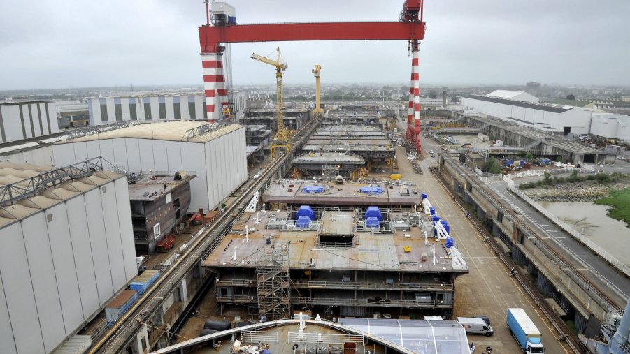 Fincantieri: stop a operazione con Stx France