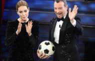 Amadeus si gioca la sua partita:  