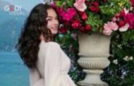 Deva Cassel sul lago di Como per D&G, la figlia di Monica Bellucci già star a 16 anni