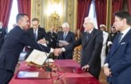 Crisi di governo, la corsa a Palazzo Chigi: da Di Maio a Gentiloni, ora a bordo campo si scaldano gli altri