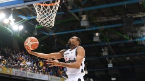 Basket, Eurolega: Milano forza sei, battuto 82-76 lo Zenit