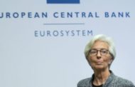Bce: “Fate subito le riforme”. Lo spread a quota 100